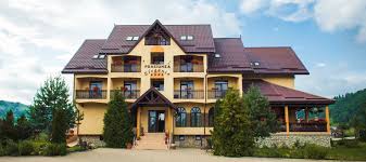 Pentru a afla ofertele si disponibilitatea, completati mai jos data de. Pensiunea Elegance