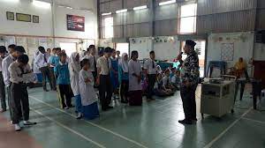 Mohd razif bin ibrahim pengetua smk dato' bendahara cm yusuf tarikh : Facebook