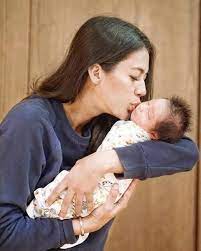 Hamil Anak Kedua 10 Potret Telaten Paula Verhoeven Momong Kiano