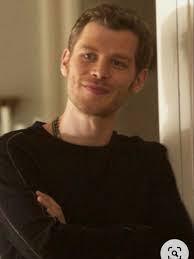 Klaus and Hope as a baby, child, teenager and adult