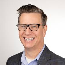 Which first 10 seconds of a discovery call hits you more? Matt or Mandy?  Matt: “Hi John. We have 30 minutes scheduled for this meeting. Does that  still work for you? Great.