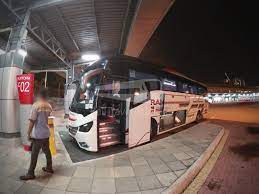 Transnasional uses a wide range of coaches for its business. Transnasional Johor Bahru Larkin To Kuala Lumpur Tbs By Bus Gopro Trial Railtravel Station