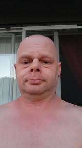 Hi, looking for guys to chat with 🙂 I'm