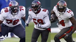 Buccaneers great john lynch was enshrined in the pro football hall of fame on sunday night, and it might not have happened had nfl legend bill walsh not showed lynch what he could be. Aba64w3meo1esm
