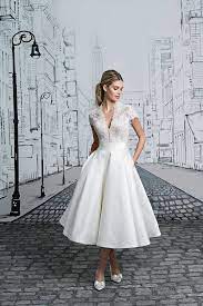 We did not find results for: Kurzes Vintage Hochzeitskleid Aus Satin Und Spitze Brautkleid Im Retro Stil Vintage Hochzeitskleid Hochzeit Kleidung Kleider Hochzeit