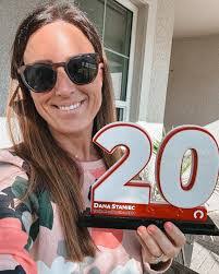 Dana Staniec's Instagram, Twitter & Facebook