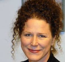 Heidi Kern's Instagram, Twitter & Facebook