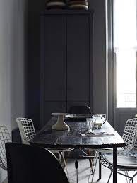 Home And Delicious A Home In Grey In Milano Take Two Tavoli Da Pranzo Arredamento Interni