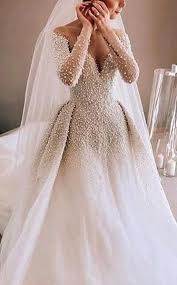8 Luxury Wedding Dress From Beba S Blooming Preface Wedding Dress In 2020 With Images Christmas Wedding Dresses Sparkle Wedding Dress Wedding Dresses