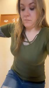 I’ve been to the gym four times since signing up six days ago. My legs feel  like tree trunks. Please Give me some tips to keep going because how the  f*** do people live like this? , Gym questions I ...