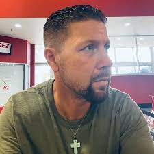 Kristopher Keith's Instagram, Twitter & Facebook