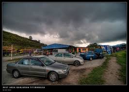 Kemuncak tertinggi di banjaran ini ialah gunung korbu. Banjaran Titiwangsa Hotel