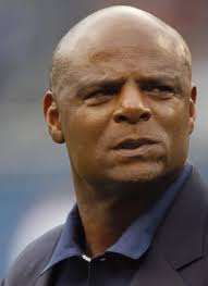 Warren Moon Speaking Fee and Booking Agent Contact