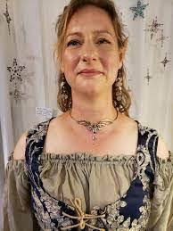 Lauraine Vayne's Instagram, Twitter & Facebook