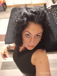 Offro sessioni private di rilassamento dedicate a chi soffre di: • tensioni  al collo e alle spalle • rigidità muscolare • affaticamento fisico • stress  accumulato Il trattamento è naturale, non medico