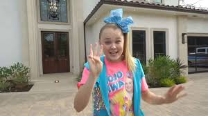 She appeared on wednesday's episode of the tonight show and spoke to host jimmy fallon. Youtuber Jojo Siwa Who Is The Former Dance Moms Star Who Bought A 3 43 Million Mansion