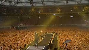 Herbert grönemeyer verarbeitete mit dem album „mensch und der gleichnamigen single den tod seiner frau und seines bruders, die binnen einer woche verstarben. Herbert Gronemeyer Mensch Live Aus Der Arena Aufschalke 2003 Youtube