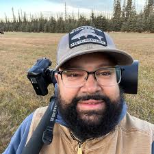 Can the brake handle be moved to the right side