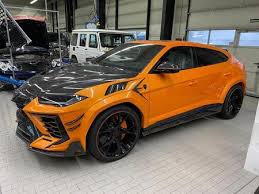 Is it conceivable to place more angles into the lamborghini urus bodywork? Lamborghini Urus Mansory Gebrauchtwagen Gebrauchtwagen Suchen Das Parking