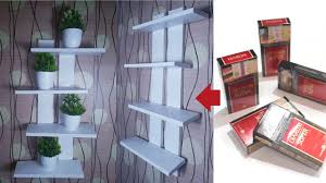 Hay guys, sebenarnya ini adalah video lama yang kena klaim hak cipta diaudionya, jadi saya edit dan saya upload lagi,,, jangan lupa untuk terus du. Hiasan Dinding Dari Kertas Rokok Cek Bahan Bangunan