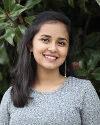 💥Meet Megan and Tejna!💥 🧶Megan is a senior from Austin, TX and is the  President of WiCS. In her free time, she enjoys sewing and playing Animal  Crossing — especially during this