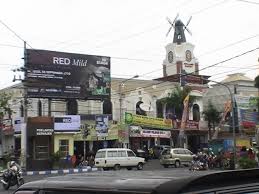 Holland bakery adalah brand untuk jaringan waralaba toko roti modern dengan kualitas premium. Berkas Holland Bakery Simpang Kepanjen Malang Panoramio Jpg Wikipedia Bahasa Indonesia Ensiklopedia Bebas