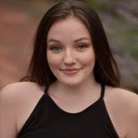 Emily Laird's Instagram, Twitter & Facebook