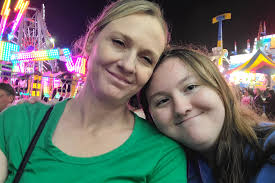 Fundraiser for Stephen Edwards by Jocelyn Edwards : Help a family of 3 stay  afloat