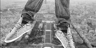 Buku mimpi 2d dari tempat yang lebih tinggi adalah si pemimpi akan kehilangan masa kejayaannya. Arti Sebenarnya Mimpi Jatuh Dari Ketinggian Yang Perlu Anda Tahu