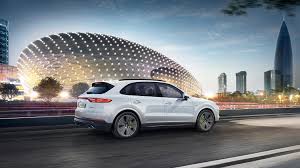 Jun 02, 2020 · tested: The 2019 Porsche Cayenne E Hybrid Offers An Estimated 27 Miles Of Electric Range
