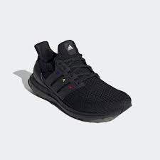The adidas ultra boost 2020 is a premium running shoe that doesn't fully hit the mark. Adidas Ultraboost Dna 4 0 Laufschuh Schwarz Adidas Deutschland
