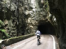 In partenza si gode un bel panorama sul. Strada Della Forra Der Cyclist Das Rennradtouren Portal