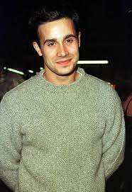 Freddie lived in albuquerque, new mexico, in his early life. Freddie Prinze Jr Photos Premiere Of End Of Days Freddie Prinze Freddie Prince Junior 90s Actors