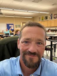 Sharing a photo of a fig tree from Ocracoke Island NC in eastern NC