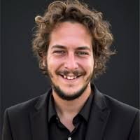 Latoya Brewster's Instagram, Twitter & Facebook