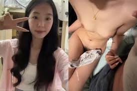 Ultra-excellent imperial sister large-scale sex was exploded, life photos  proper goddess style, cold and lovely pure lust, private but very  contrasting, love to eat cock love to eat sperm!