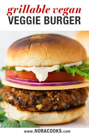 This Is My Go To Vegan Burger Recipe And It S By Far The Best Veggie Burger Out There Made With Black Beans Brown Rice Cashews And Veggies These Burgers Hol Veggie Burgers