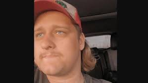 La famille d'un employé d'une mine de Suncor mort en 2021 demande des  comptes