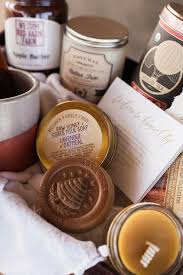 Honey Themed Farm To Table Kansas City Wedding Inspo Kansas City Wedding Honey Wedding Honey