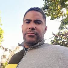 RONALD SALINAS (@RON600610)