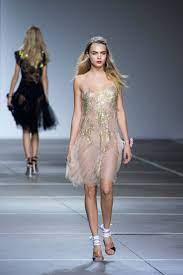 Born 12 august 1992) is an english model, actress, and singer. Model Und Instagram Ikone Cara Delevingne Ist Angesagt