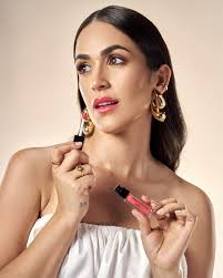 Liza Blanco Cosmética, un nuevo concepto de labial vegano y libre de  crueldad animal