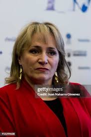 591 Patricia Gimenez Stock Photos, High-Res Pictures, and Images