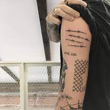 4 918 Me Gusta 14 Comentarios Varshava Goldenboy Tattoo En Instagram Happy End Jezusekchytrusek 21 23 05 Poznan Kobrat Ink Tattoo Cool Tattoos Tattoos