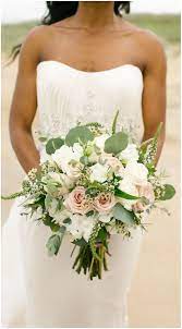 Bridal Bouquet Waxflowers Dusty Pink Roses Eucalyptus Leaves Beach Wedding L Amour Foto Beach Wedding Flowers Bridal Bouquet Pink Flower Bouquet Wedding