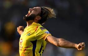Here the user, along with other real gamers, will land on a desert island from the sky on parachutes and try to stay alive. Ipl 2019 Tahir Raina Ensure Easy Win For Chennai Super Kings Vs Kkr The Hindu Businessline