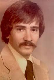 The life of a Macomb local is being honored through a new scholarship for  freshman art majors at Western Illinois University. Andrew, Anthony and Jacob  Derry have established the William E. Derry