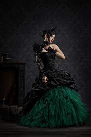 Maybe you would like to learn more about one of these? 7 Feist Style Ideen Schwarzes Brautkleid Brautmode Brautkleid