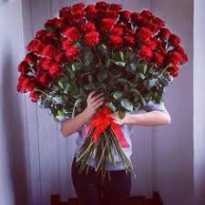 Rose rosse picture 130271618 blingeecom. 16 Idee Su Rose Fiori Composizioni Floreali San Valentino