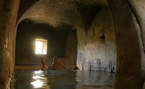 Guests at bagni vecchi have free access to the outdoor thermal pools as well as all the spa terme bagni vecchi facilities, including hydromassage pools and a turkish bath carved into the rock. Bagni Vecchi Copia Valdidentro Informa